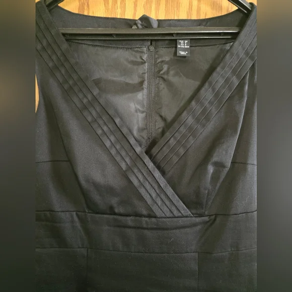 H&M Black Dress - Picture 3 of 6